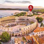Apartment Solis Del Mar Modern Colosseum & Marina Walk Pula