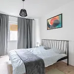 Apartment Solis Del Mar Modern Colosseum & Marina Walk *