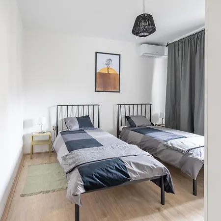 Solis Del Mar Modern Colosseum & Marina Walk Apartman