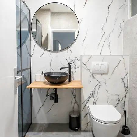 Daire Solis Del Mar Modern Colosseum & Marina Walk *